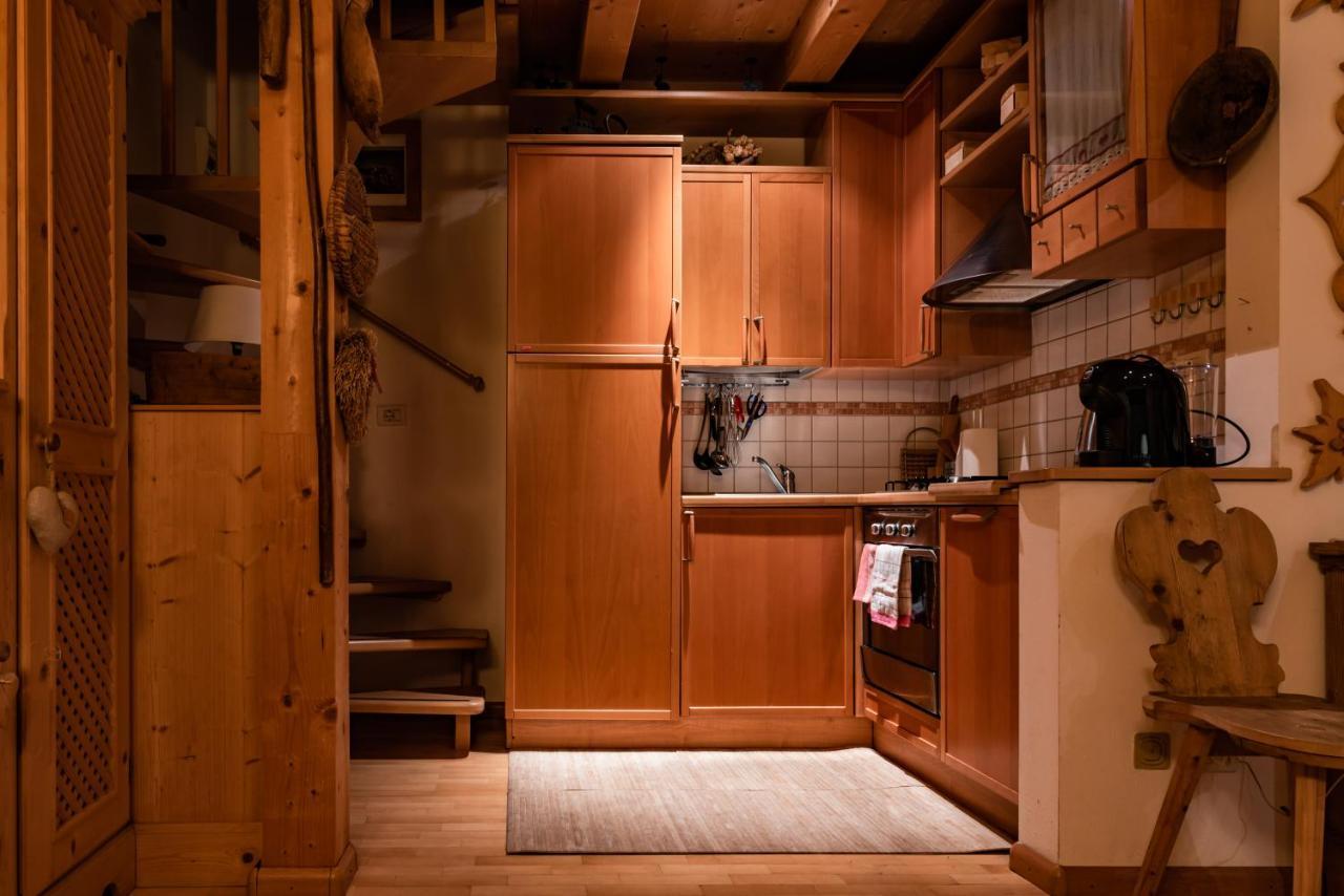 Sciliarguesthouse-Due Piani Parcheggio Privato كاستيلِروتّو المظهر الخارجي الصورة